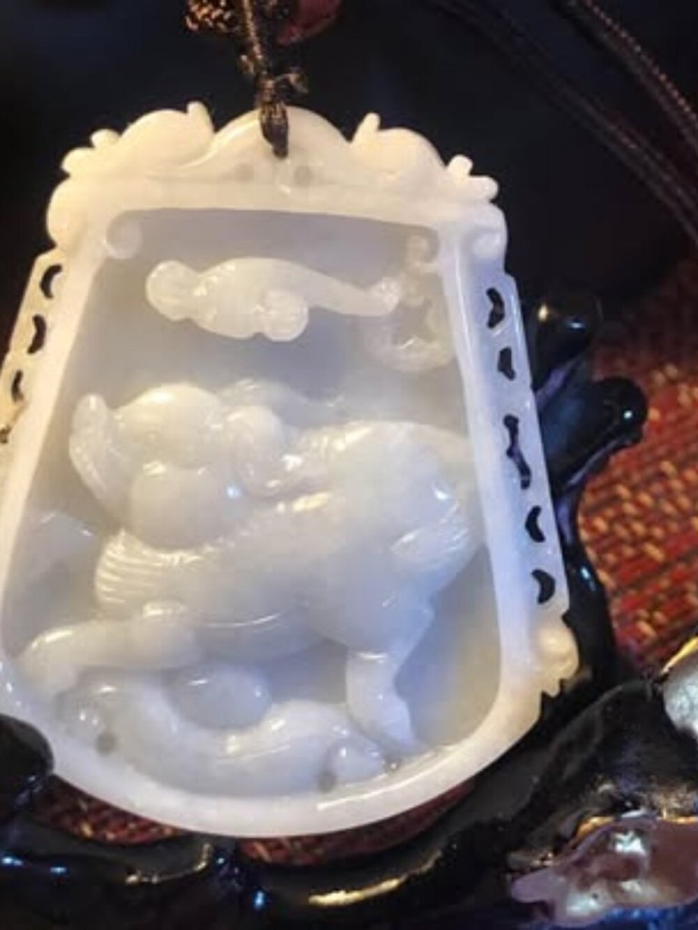 100% Natural White Jade Carved Pendant Necklace with Certificate